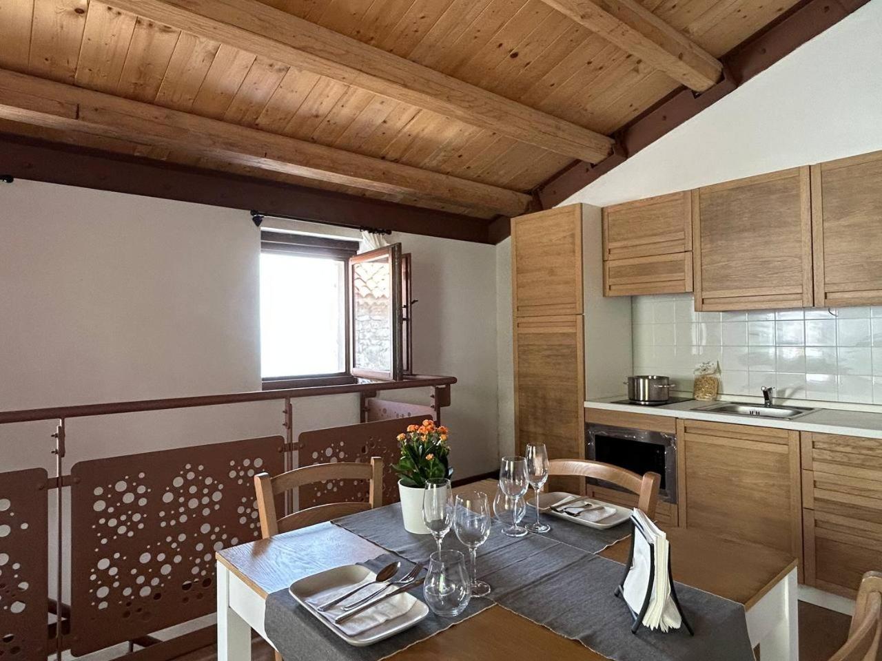 Il Borgo Dei Normanni Villa Colliano Eksteriør bilde